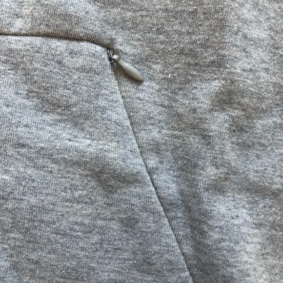 Preloved Zara men’s Heather grey kangaroo pouch hoodie in size S!! - Picture 5 of 6